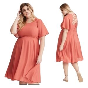 TORRID Coral Lattice/Lace-Up Zippered Back Flutter Sleeve Midi Dress Sz 14